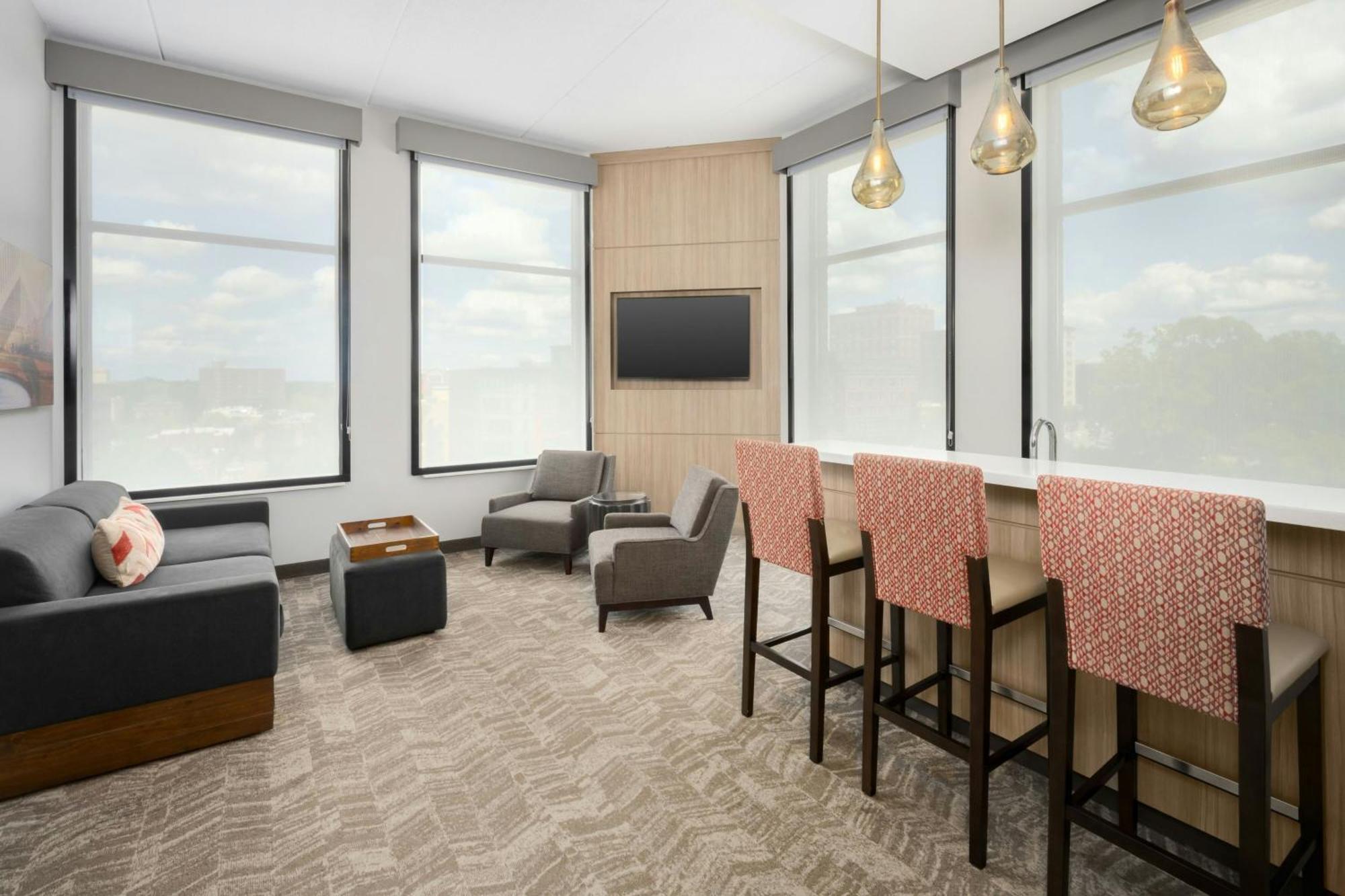 Springhill By Marriott Downtown/university Area Hotel