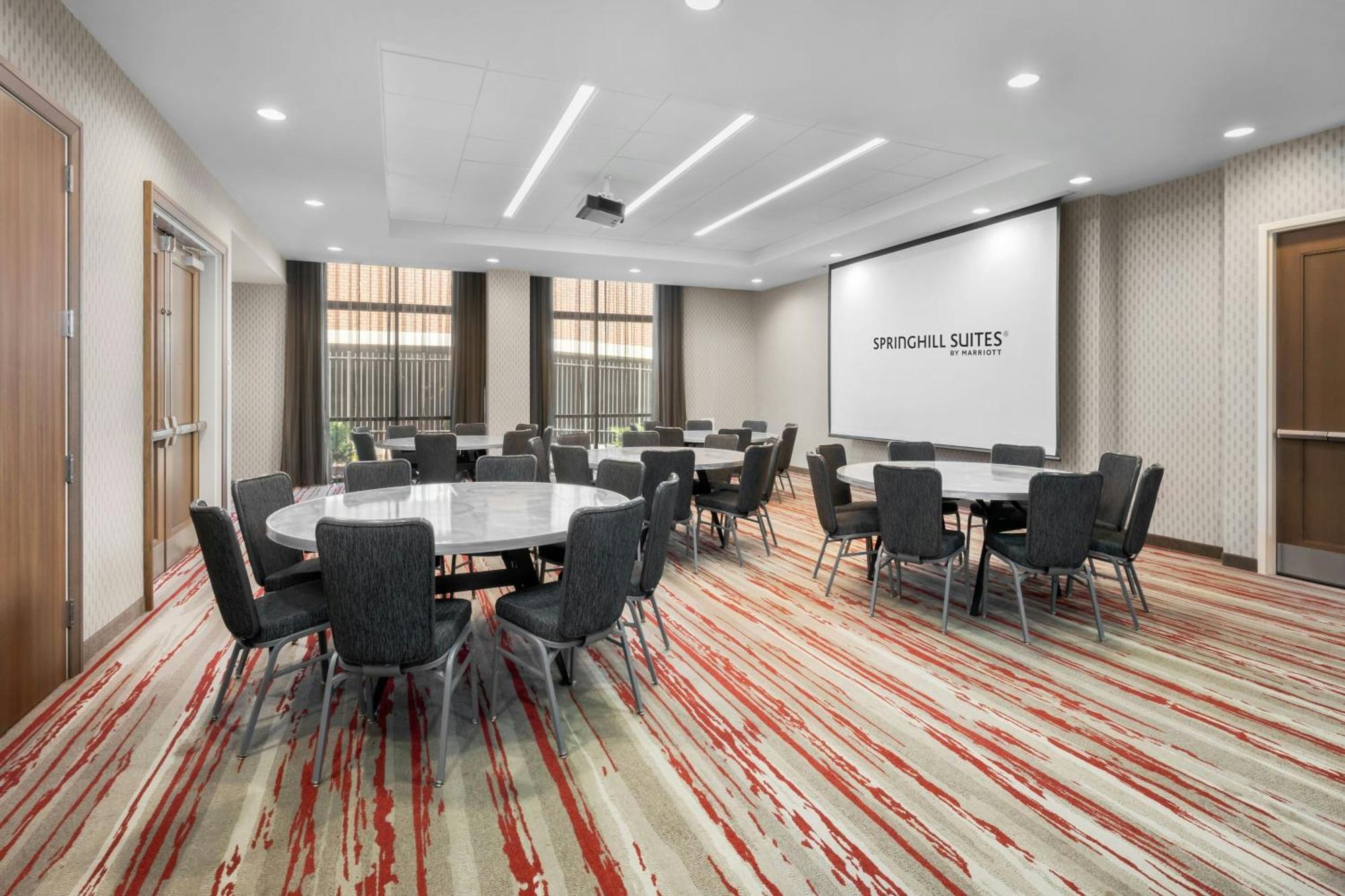 Hotel Springhill By Marriott Downtown/university Area