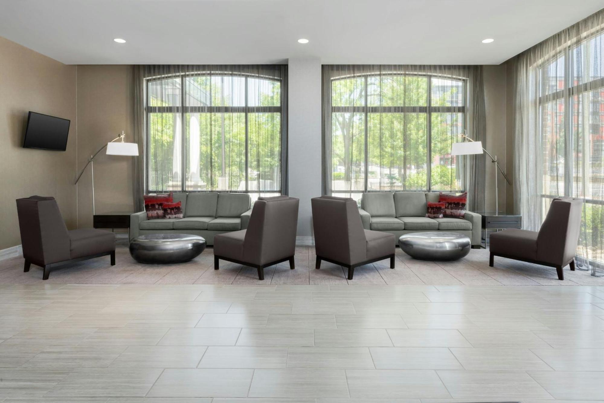 Hotel Springhill By Marriott Downtown/university Area 3*