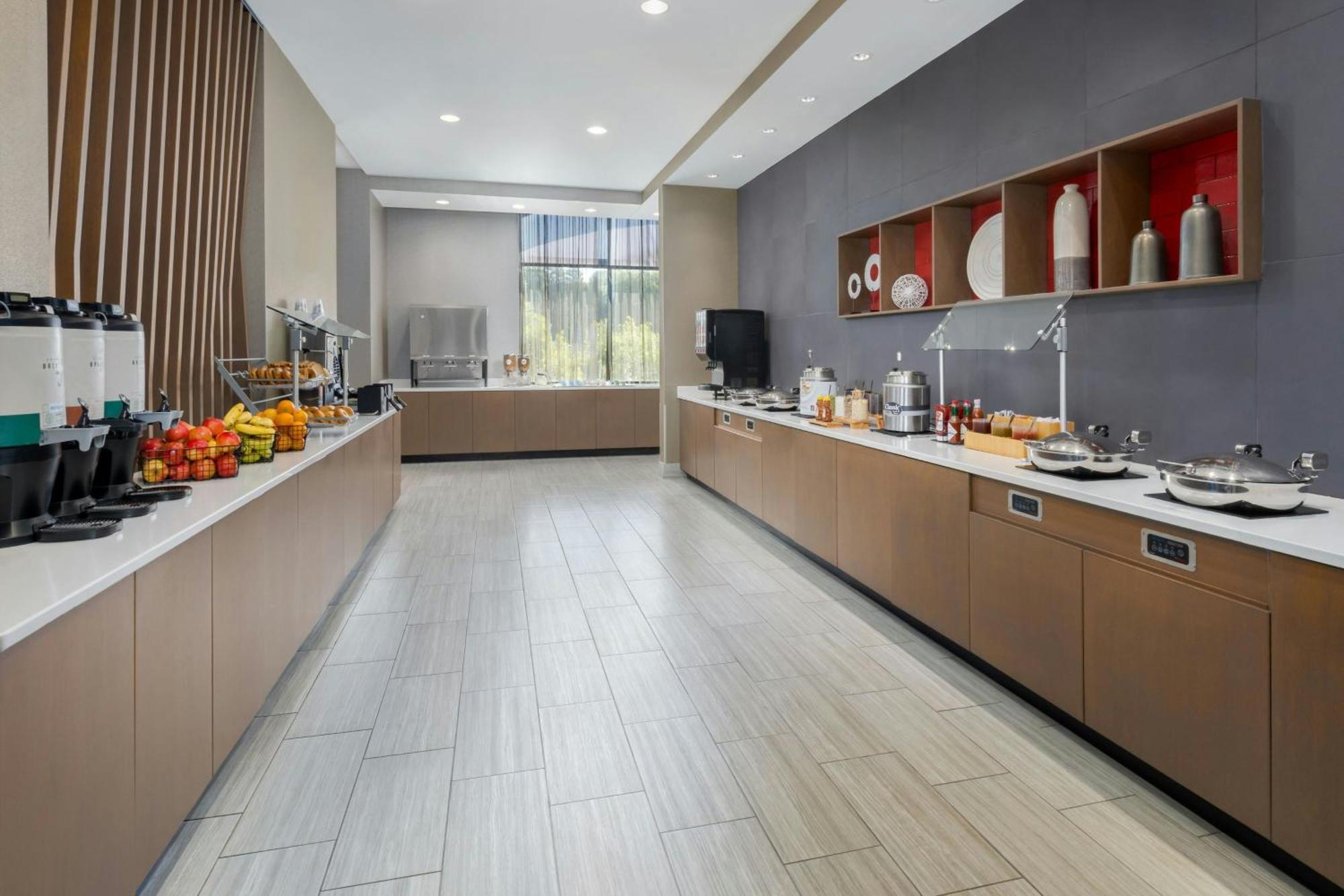 Springhill By Marriott Downtown/university Area Hotel 3*