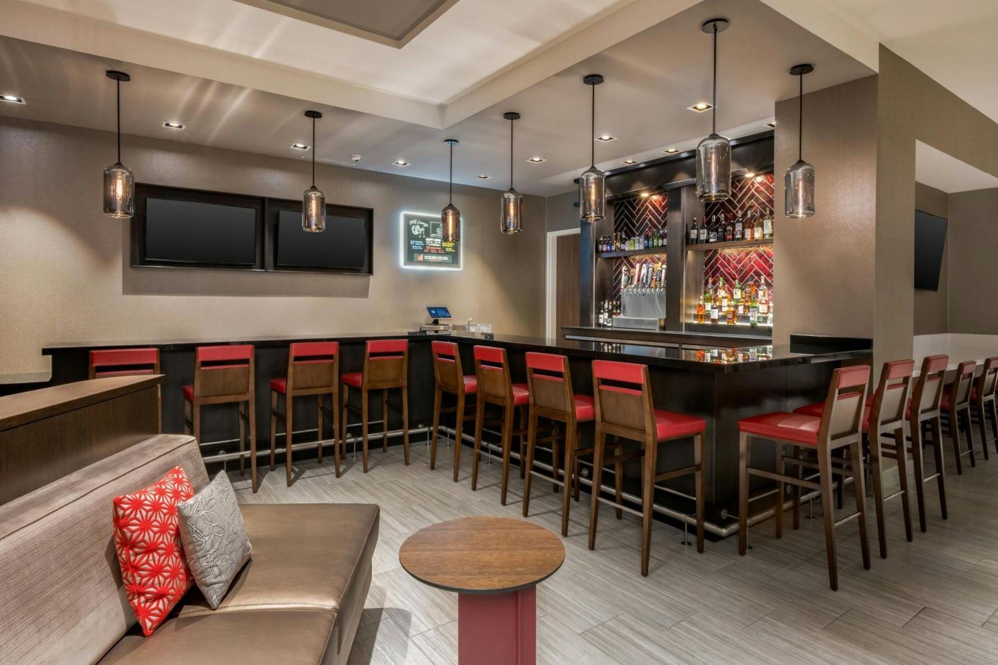 Springhill By Marriott Downtown/university Area Hotel 3*